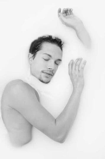 2A0367E1-1494-4993-9CC1-ECBC33377C41